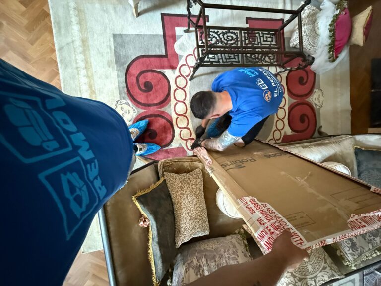 unpacking items unloading