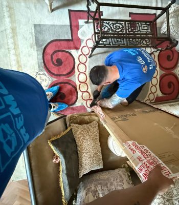 unpacking items unloading